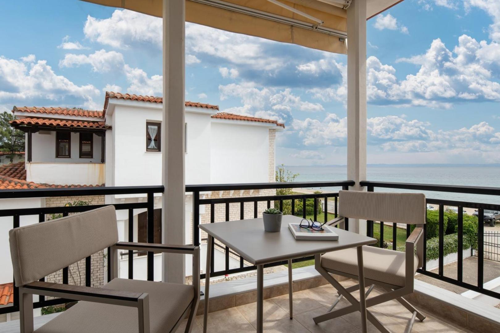니키티 Assano Seafront Luxury 아파트 외부 사진