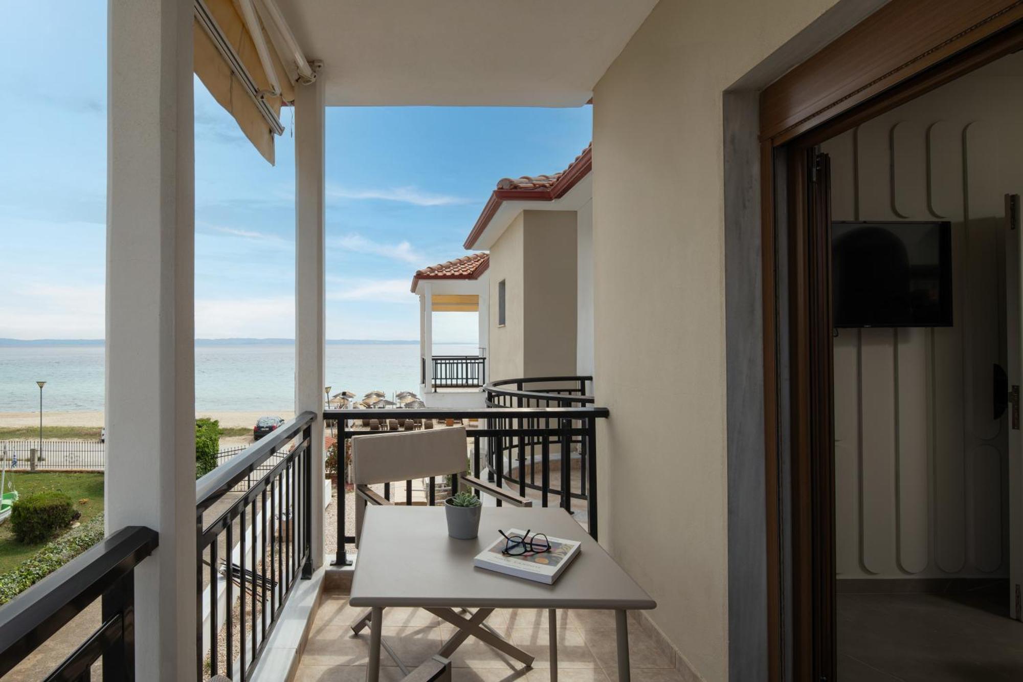 니키티 Assano Seafront Luxury 아파트 외부 사진