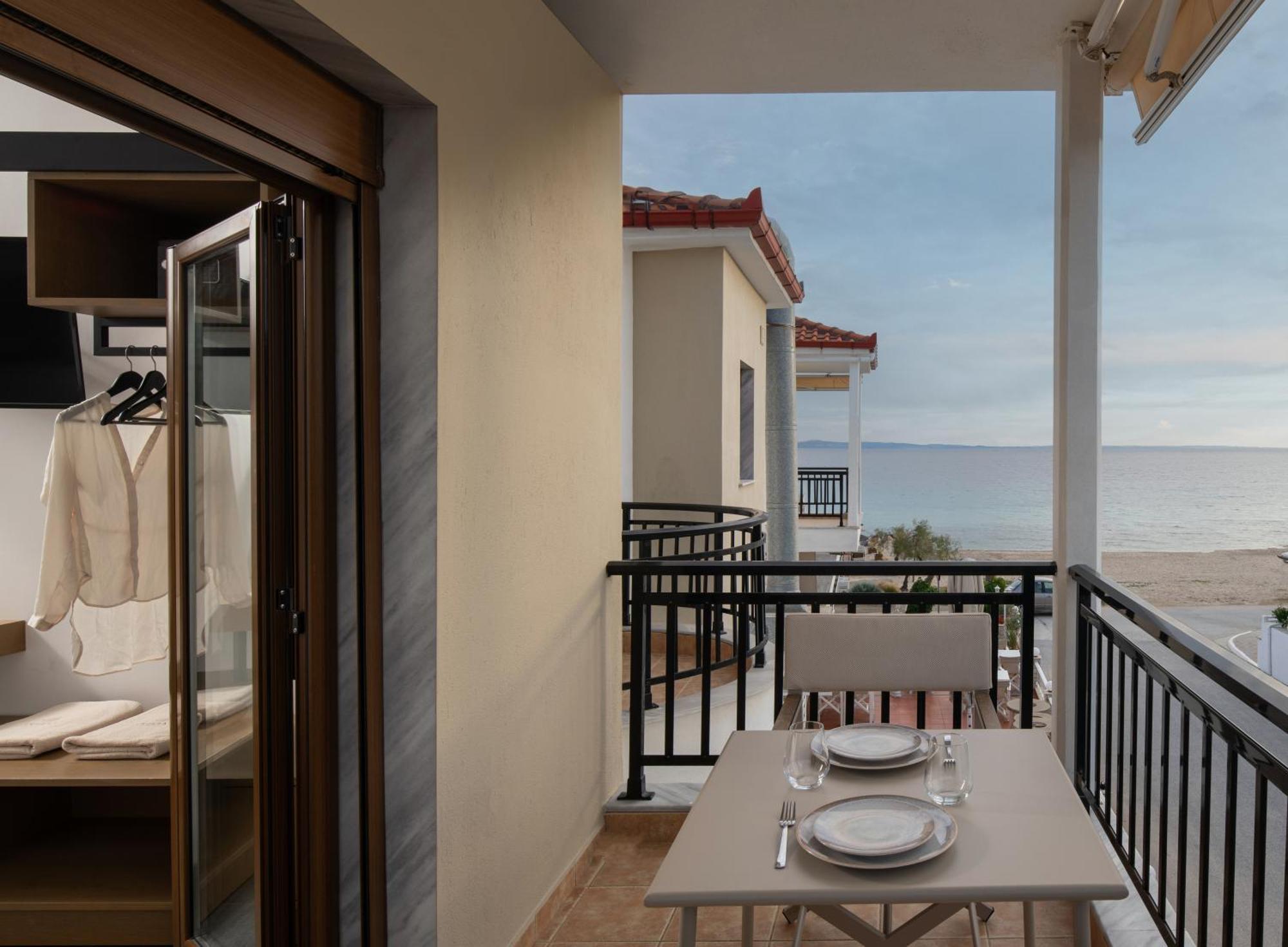 니키티 Assano Seafront Luxury 아파트 외부 사진